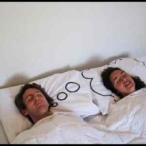 Obrázek '-Overly Attached Girlfriend Pillows-      14.10.2012'