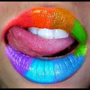 Obrázek '- Lips are the fingerprints of love -      06.07.2013'