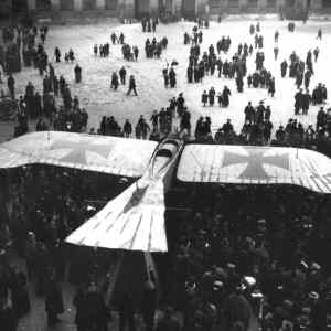 Obrázek '- Taube monoplane - Paris 195 -'