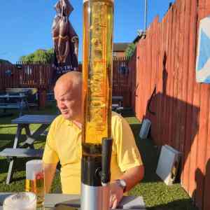 Obrázek '- pet pint piva -'