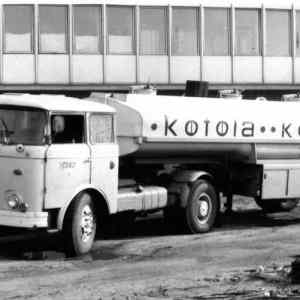 Obrázek '- retro - tocena kofola -'