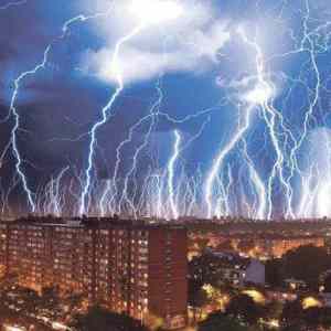 Obrázek '2-hours-of-lightning-in-Croatia'
