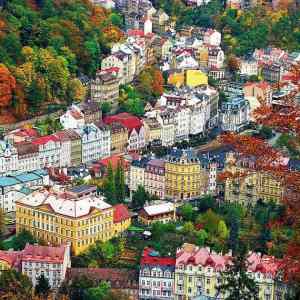 Obrázek 'A Birdeye View of Karlovy Vary Czech Republic - wikipedia'