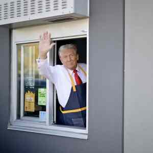 Obrázek 'Ahoj kucii rozdavama jidlo zdarma'