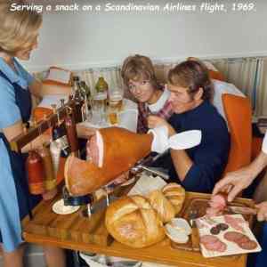 Obrázek 'Airline Snack Back ln The Day'
