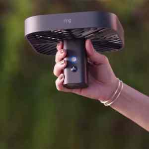 Obrázek 'Amazon predstavil bezpecnostni dron s kamerou'