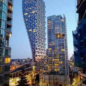 Obrázek 'Apartment Building in Vancouver Canada'