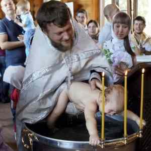 Obrázek 'Baby refuses to be cooked in feast'