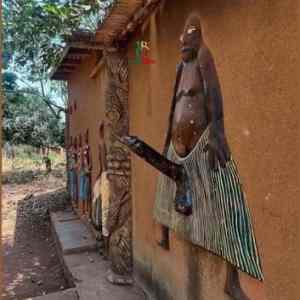 Obrázek 'Benin asi zensky klaster'