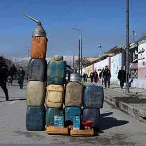 Obrázek 'Benzinka v Kabulu '