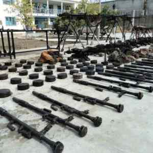 Obrázek 'Confiscated Weapons from Taliban Fighters2'