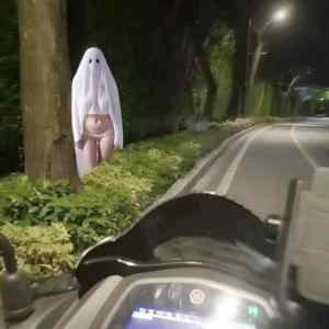 Obrázek 'Cortuv hrad tam strasa'