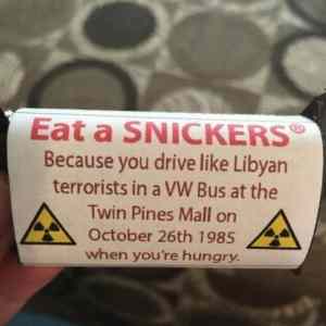 Obrázek 'Eat A Snickers'