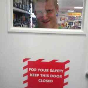 Obrázek 'For Your Safetyy'