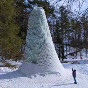 Obrázek 'Frozen geyser'