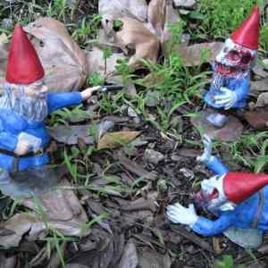 Obrázek 'Gnome Shoots at Friends'