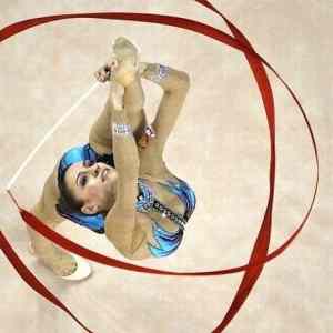Obrázek 'Gymnastka zhora'