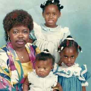 Obrázek 'Happy black family'