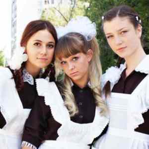 Obrázek 'High School Graduate Babes - Russia I'
