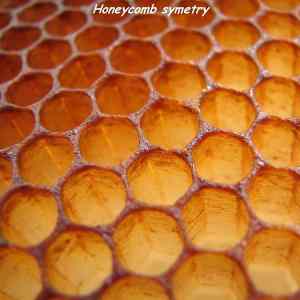 Obrázek 'Honeycomb symetry'