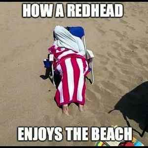 Obrázek 'How Redheads Enjoy The Beach'