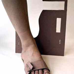 Obrázek 'How To Make A Sandal'