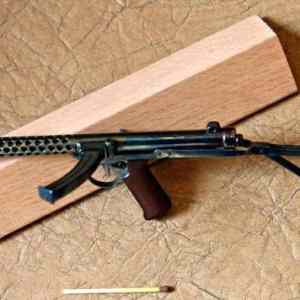 Obrázek 'Impressively Detailed Miniature Weapon3'