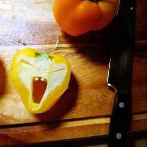 Obrázek 'Just cutting peppers 12-01-2012'