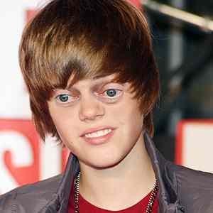 Obrázek 'Justin Bieber with Steve Buscemi eyes.png'