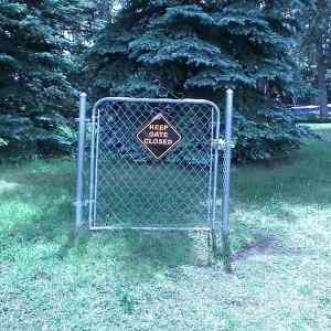 Obrázek 'Keep Gate Closed'