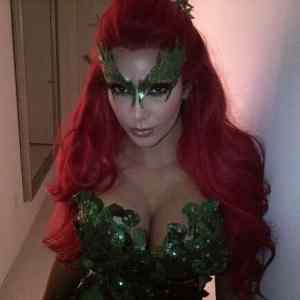 Obrázek 'Kim Kardashian as Poison Ivy'