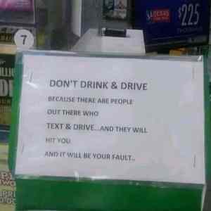 Obrázek 'MakeRoumingFunnyAgain-DrinkAndDrive'