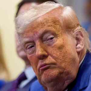 Obrázek 'Melting Jabba the Hutt'