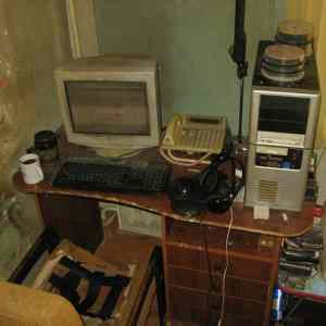 Obrázek 'Messiest Home Offices Ever10'