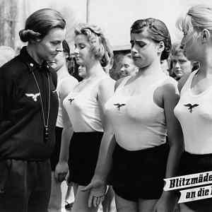 Obrázek 'Nazigirls'