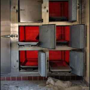 Obrázek 'Photos-of-Abandoned-Hospital-023'