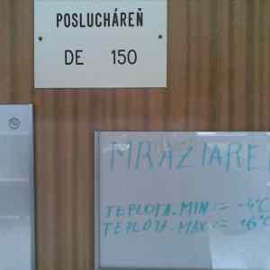 Obrázek 'PoslucharenDE150'