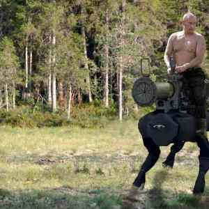 Obrázek 'Putin na robopsovi'