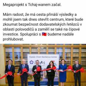 Obrázek 'Pyca a curak na vilte poksozujici zajmy cSSr'