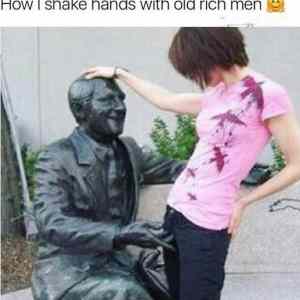 Obrázek 'Shaking Hands With Old Rich Men'