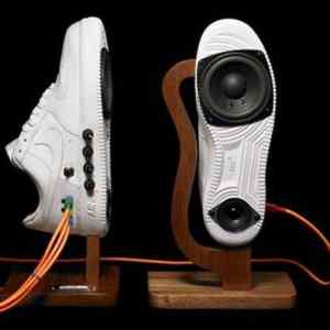 Obrázek 'Sneaker Speaker'