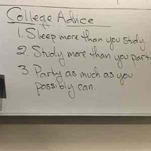 Obrázek 'Some Advice For College    '