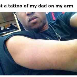 Obrázek 'Tatoo taty na rameni'