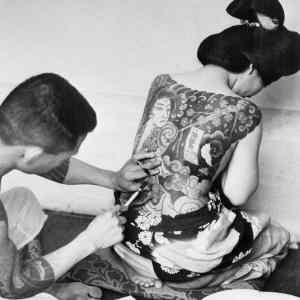 Obrázek 'Tattoo artist japan 1940'