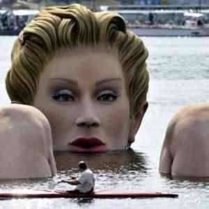 Obrázek 'The Hamburg lady of the lake 18-01-2012'