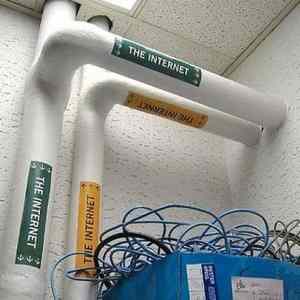 Obrázek 'The Internet cable'