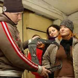 Obrázek 'The Strangest Tool Ever For Measuring Boob Sizes'