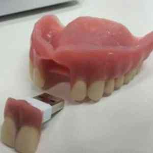 Obrázek 'USB teeth'