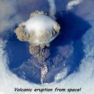 Obrázek 'VolcanicEruption-Space'