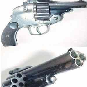Obrázek 'Weapons For When The Zombie Apocalypse Comes'
